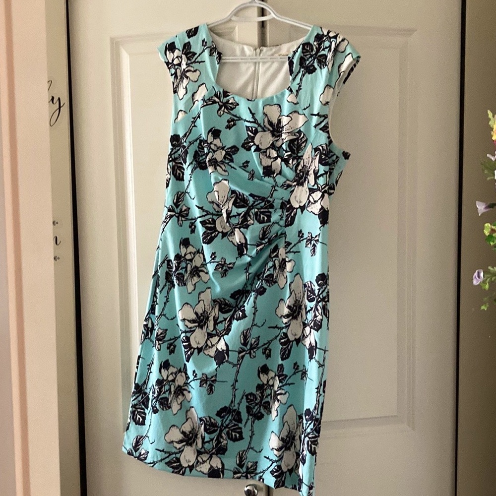 Teaberry Floral dress